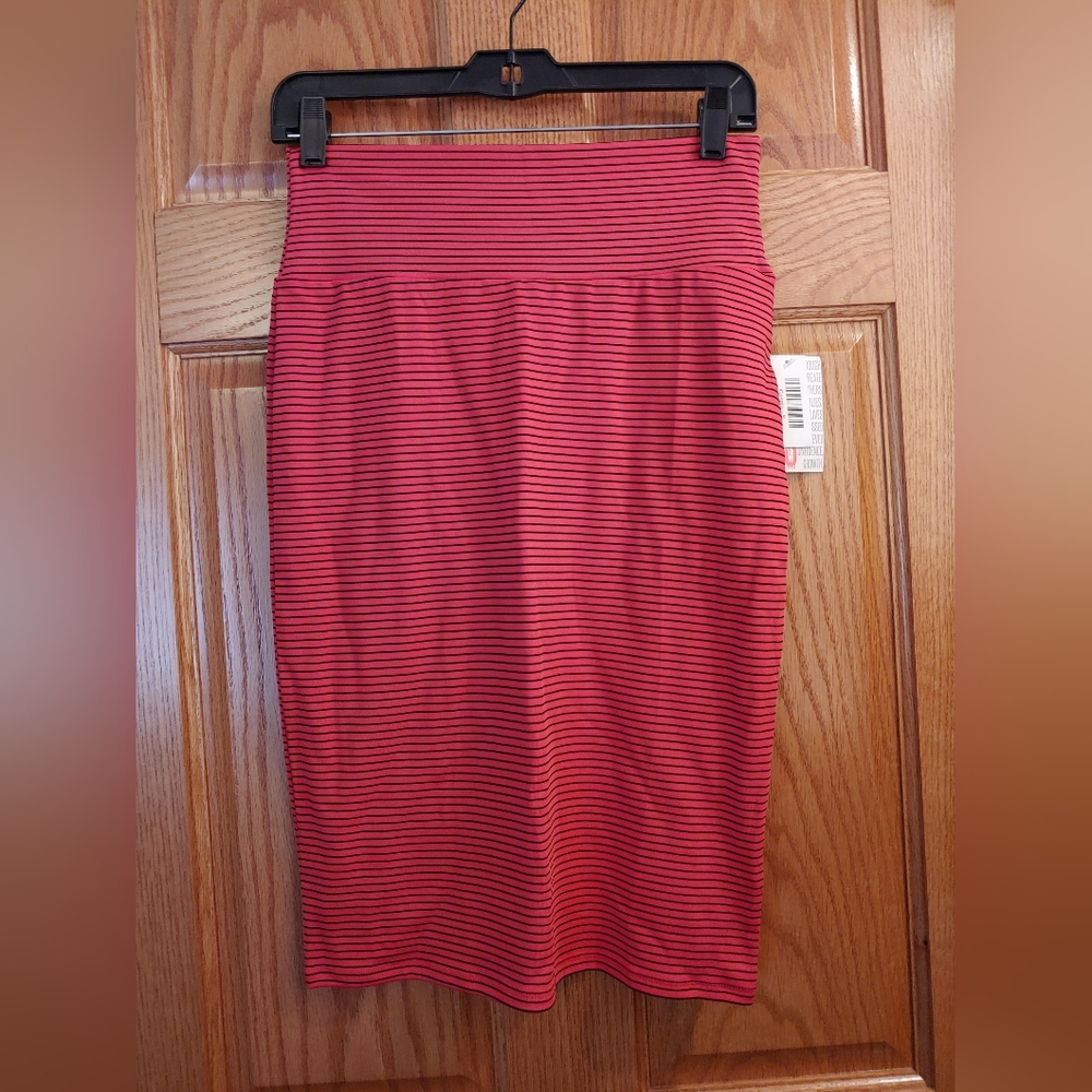 LuLaRoe Cassie skirt size small NWT